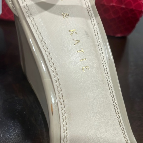 Kelly & Katie Women's Addison Cream Wedge Sandals in a Natural color size 7 - Picture 6 of 11